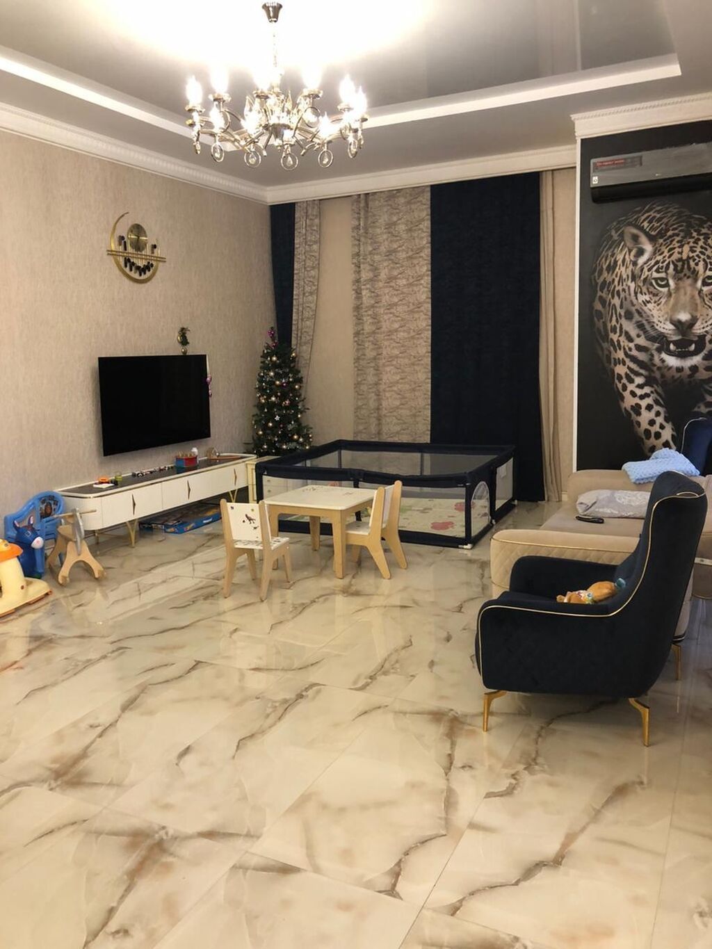Bakı, Binəqədi qəs., 317 kv. m, 6 otaqlı, Hovuzlu, İnternet, Telefon, Qaz