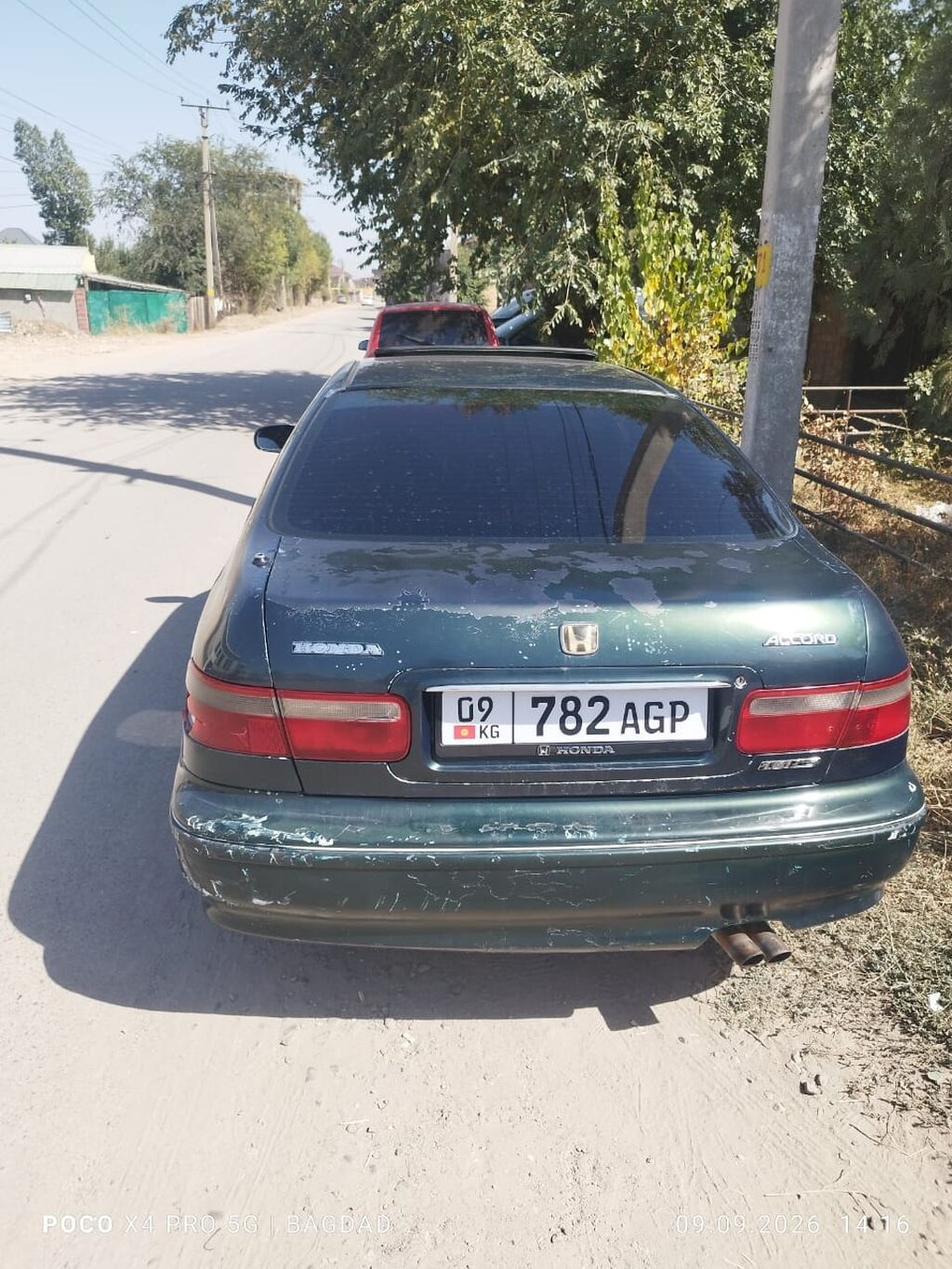 Honda Accord: 1998 г., 2 л, Седан: фото 3