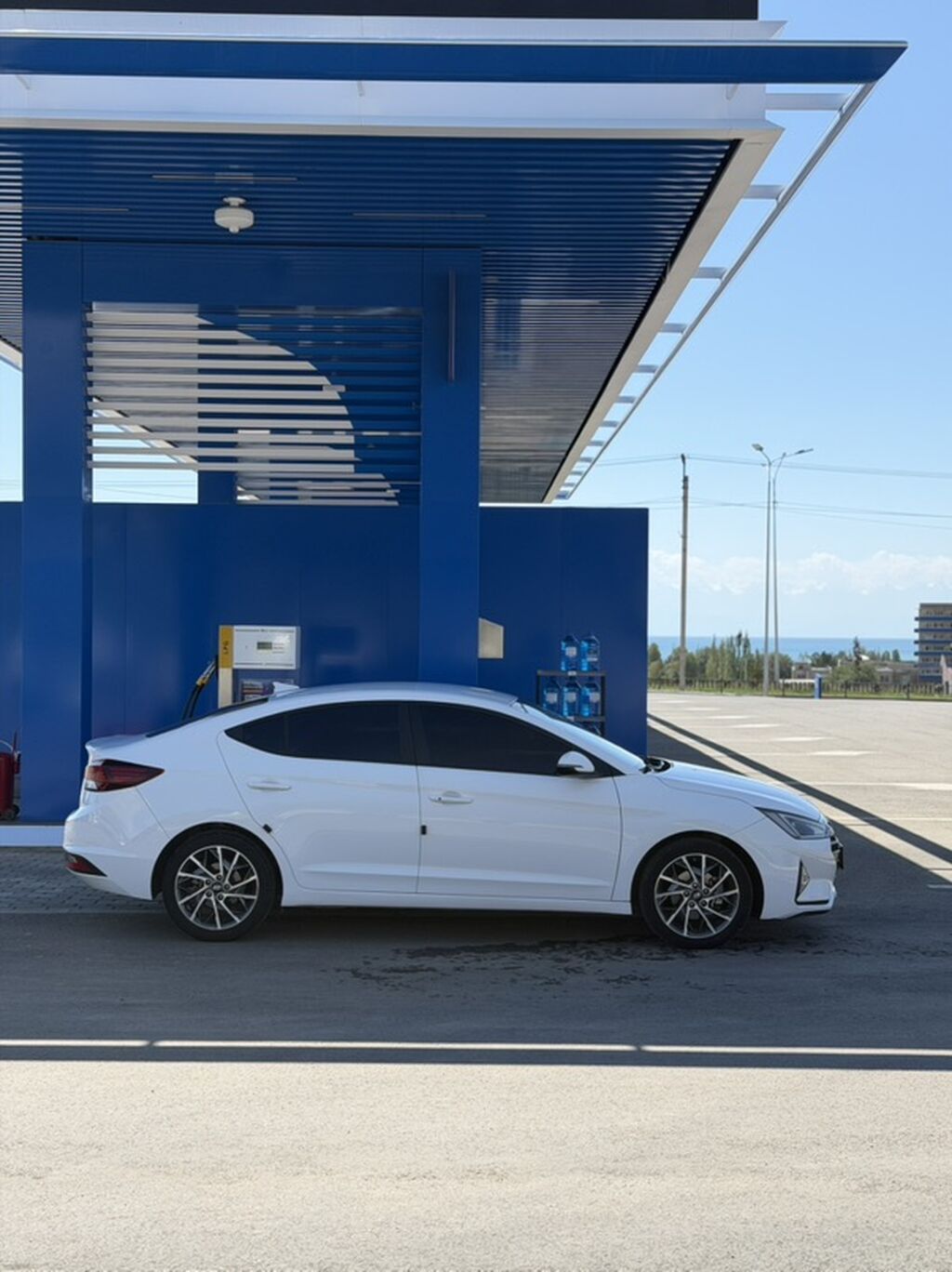 Hyundai Elantra: 2018 г., 1.6 л, Вариатор, Бензин, Седан: фото 4