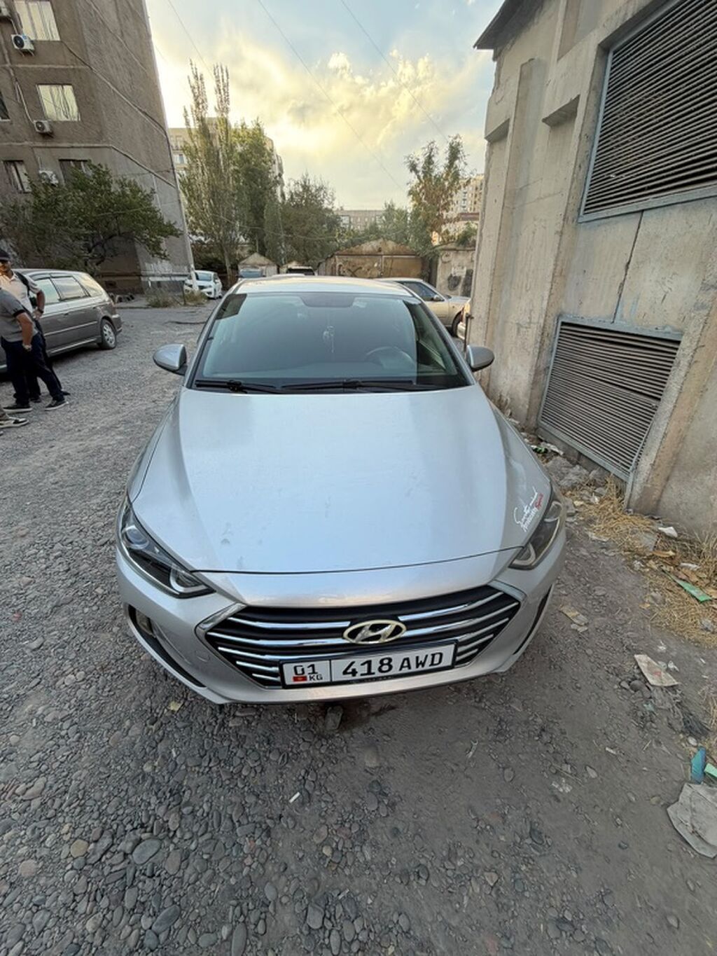 Hyundai Elantra: 2018 г., 2 л, Бензин, Седан: фото 4