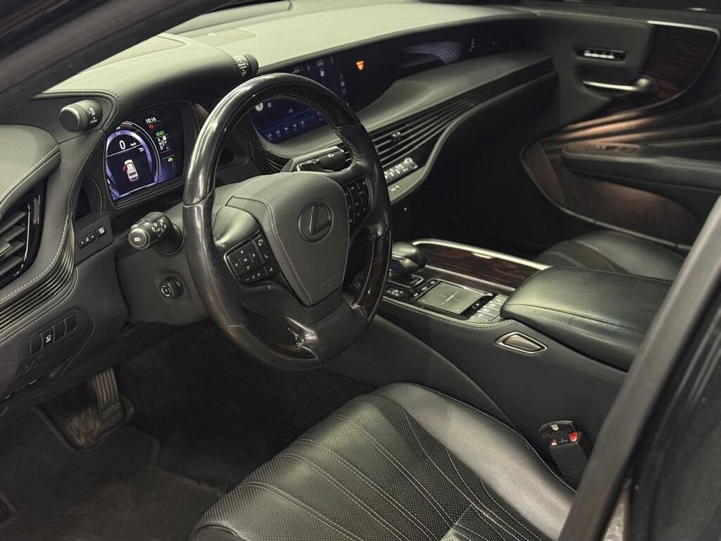 Lexus LS: 2019 г., 3.5 л, Гибрид, Седан: фото 4