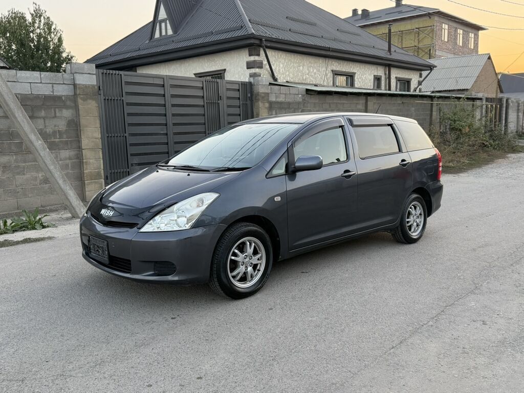 Toyota WISH: 2004 г., 1.8 л, Автомат, Бензин, Универсал: фото 2