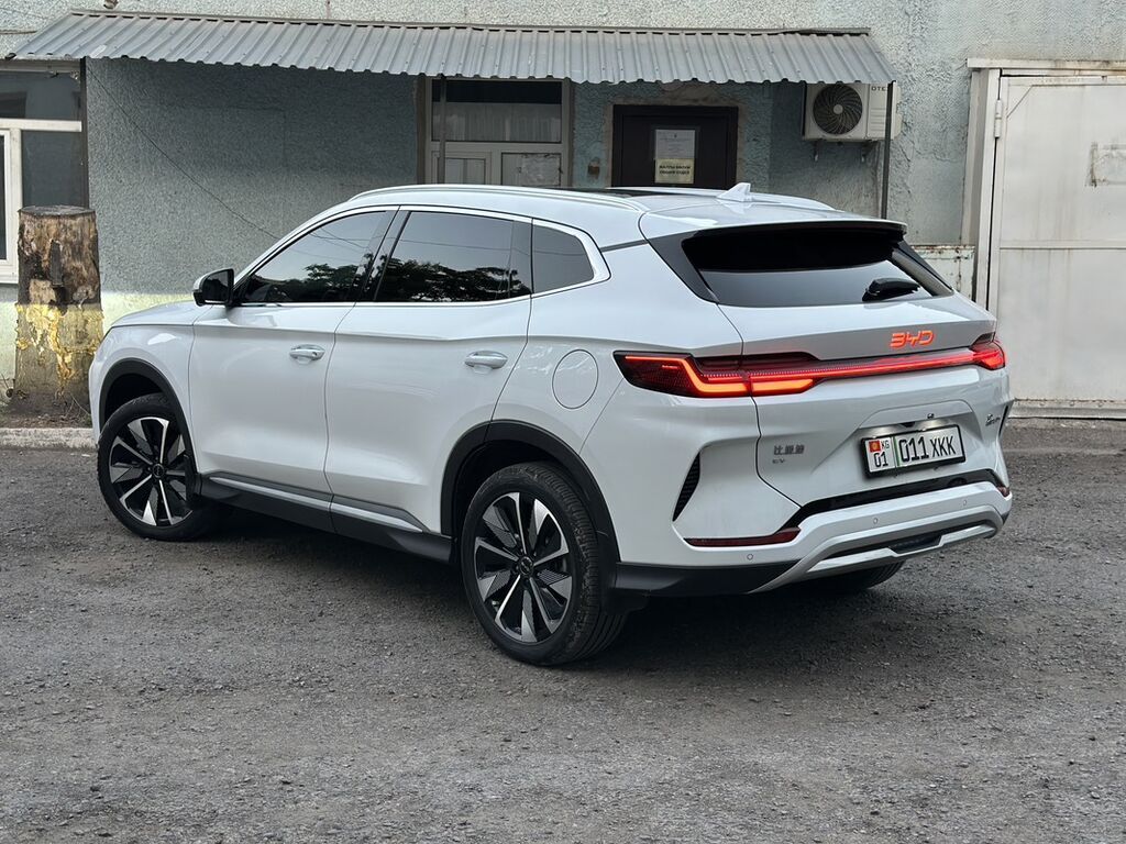 BYD Song Plus: 2024 г., 0.1 л, Автомат, Электромобиль, Кроссовер: фото 7