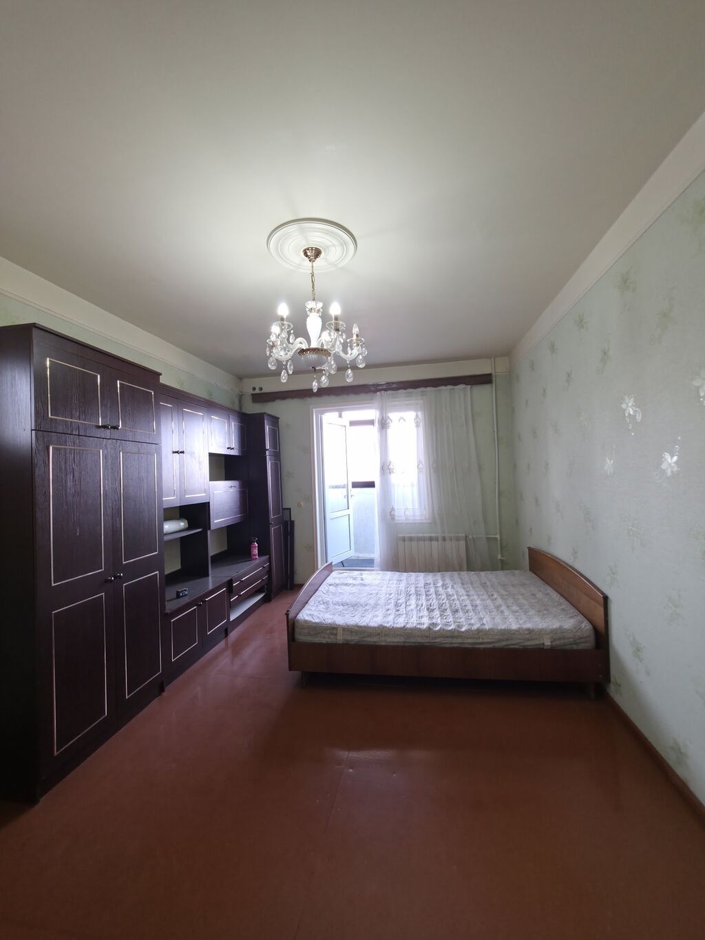 Bakı, Qaraçuxur qəs., 1 otaqlı, Köhnə tikili, m. Neftçilər, 50 kv. m