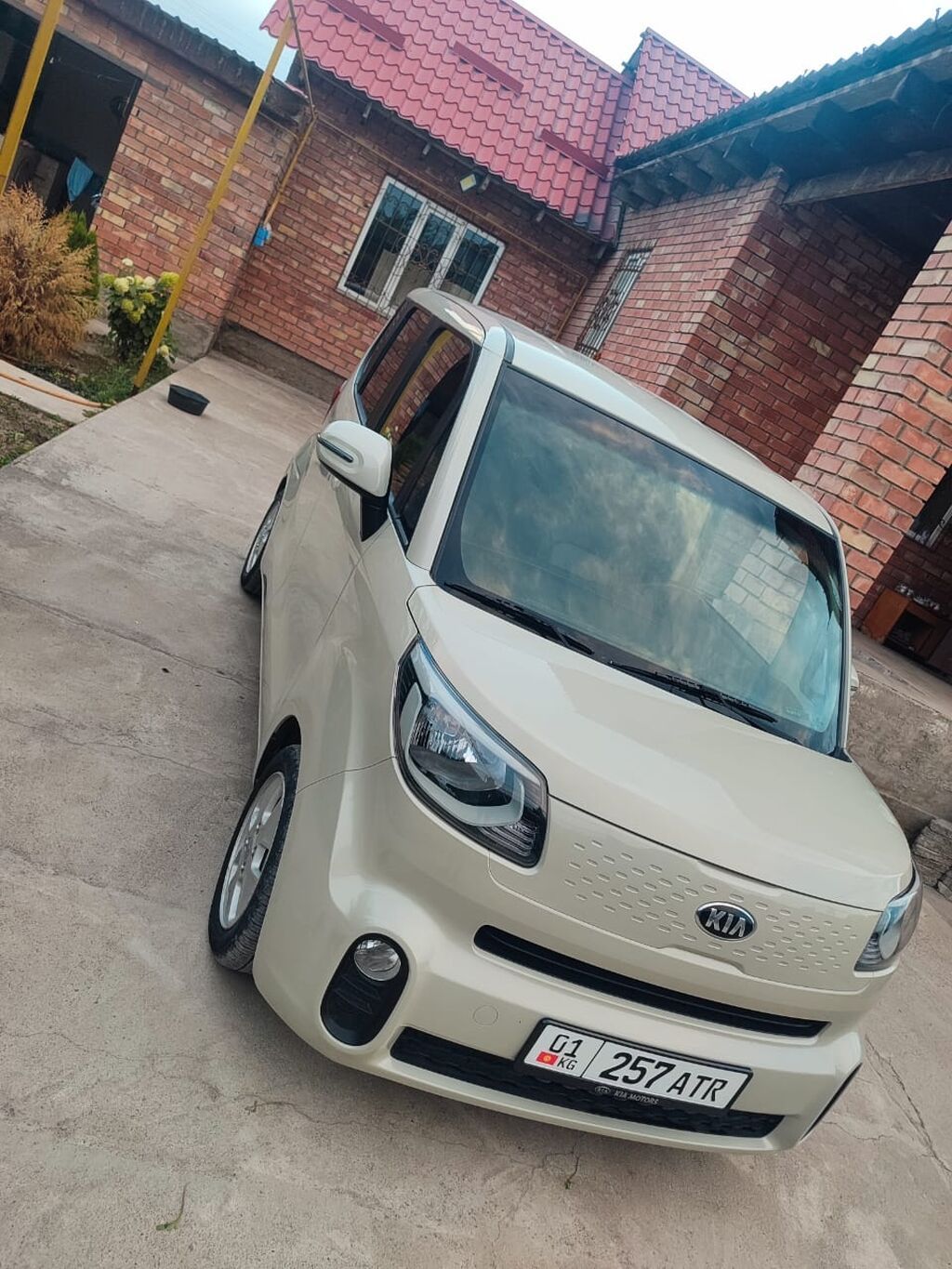 Продам Kia Ray 2018, автомат, бензин: фото 3