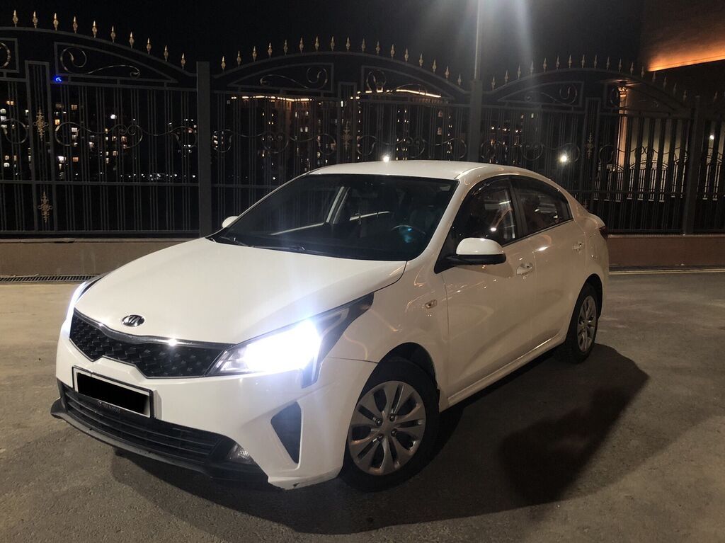 Kia Rio: 2021 г., 1.6 л, Типтроник, Бензин, Седан: фото 1