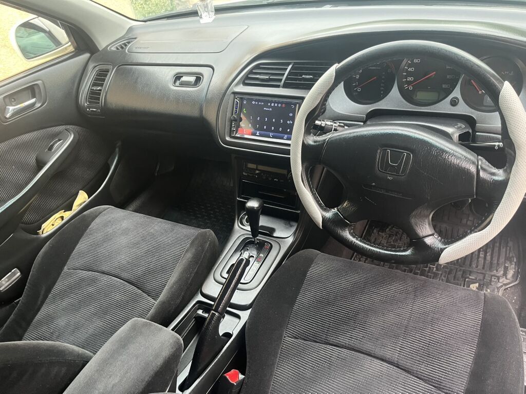 Honda Accord: 2002 г., 2.3 л, Типтроник, Универсал: фото 7