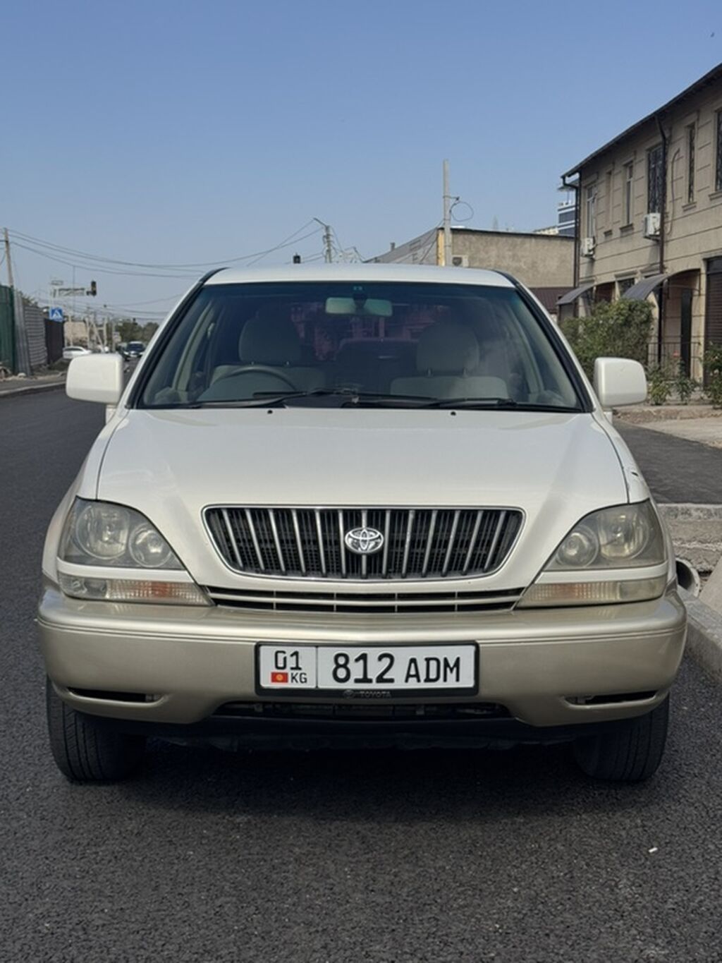 Toyota Harrier: 2000 г., 3 л, Автомат, Бензин, Кроссовер: фото 2