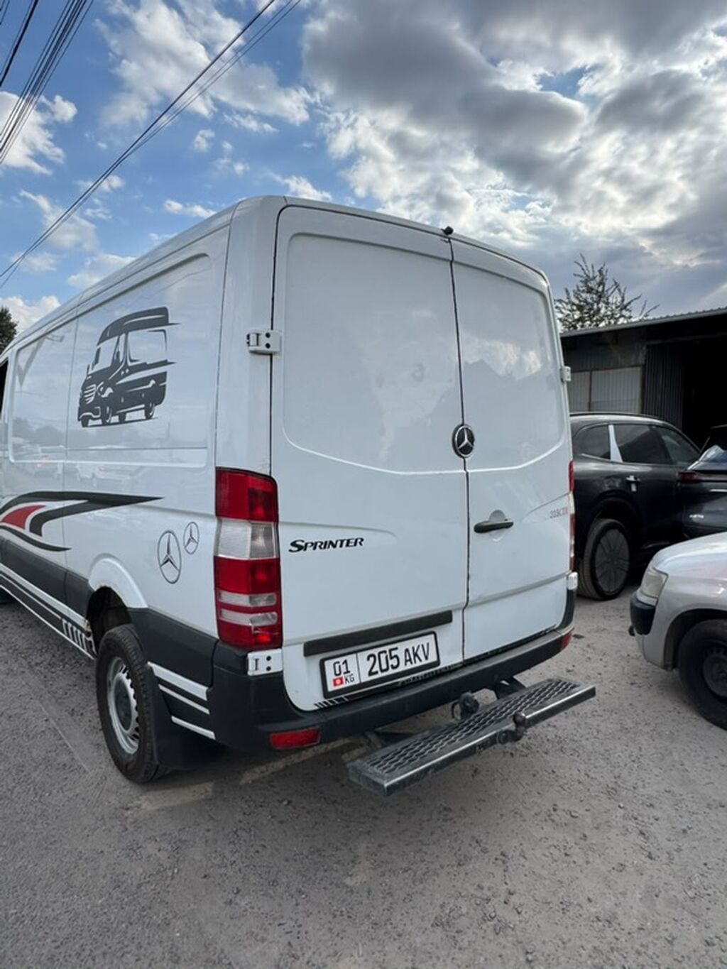 Mercedes-Benz Sprinter грузовой фургон автомат 2.2 один хозяин с: фото 3
