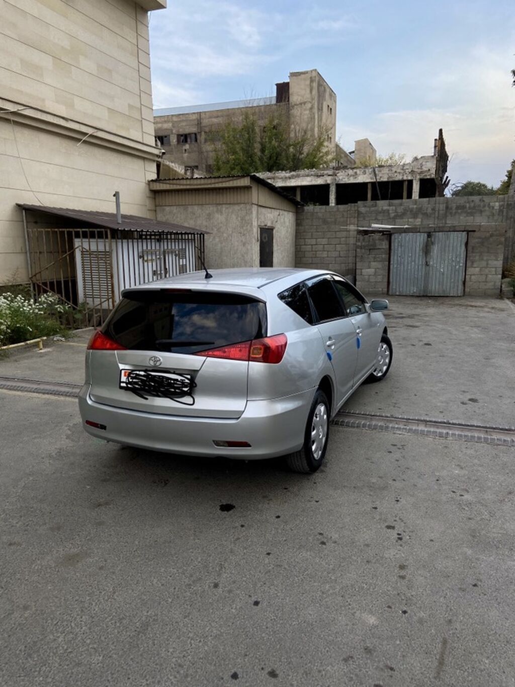 Toyota Caldina: 2003 г., 1.8 л, Автомат, Бензин, Универсал: фото 3