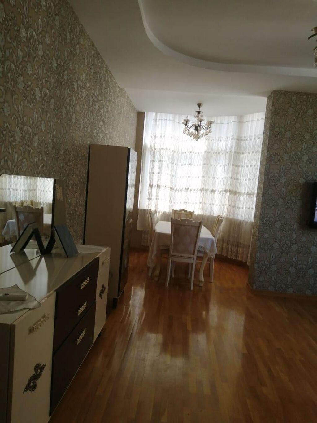 ✨ Rəşid Behbudov Küçəsində 3 Otaqlı Mənzil Kirayə Verilir! ✨ 📍 Ərazi
