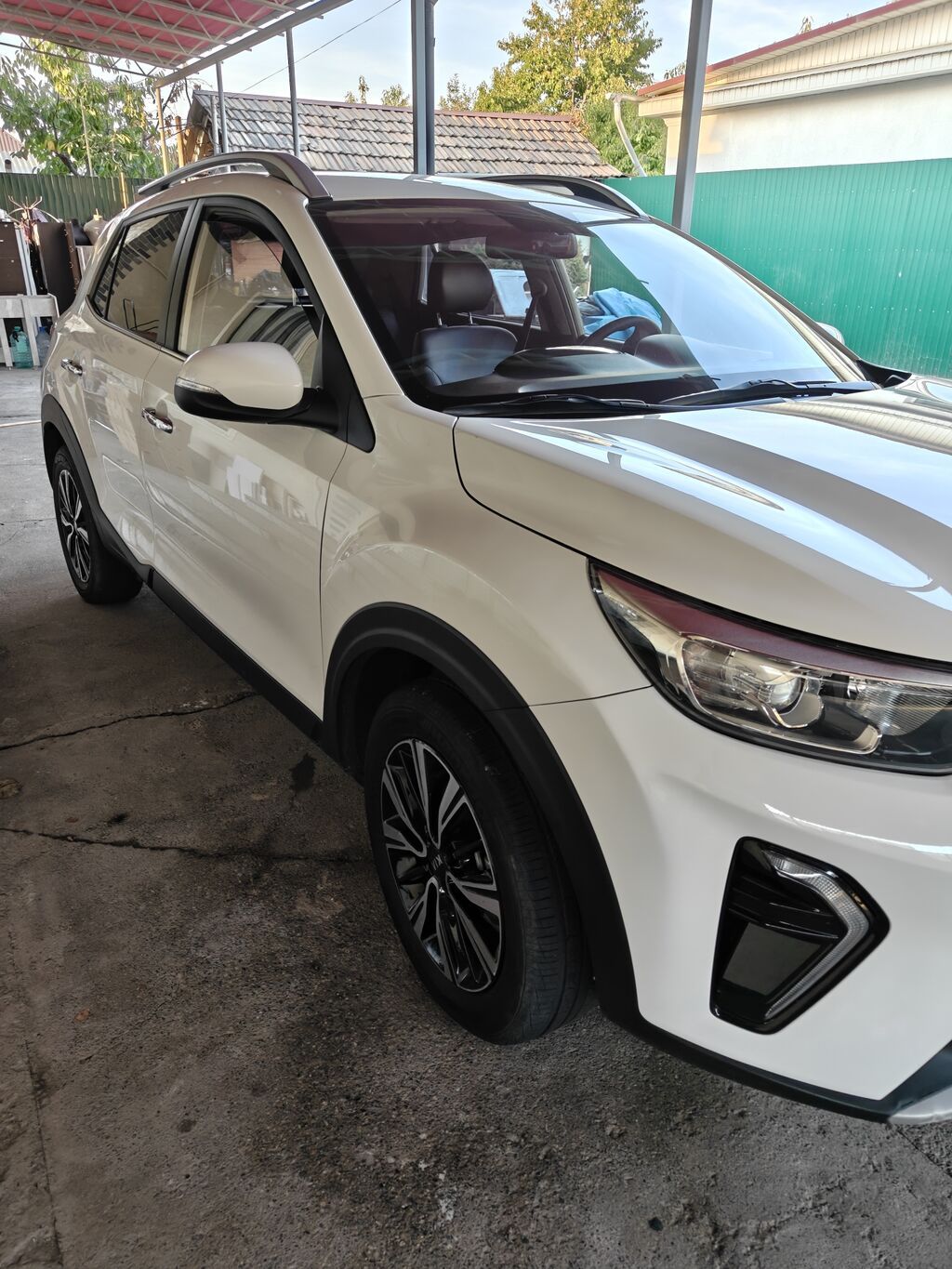 Kia Stonic: 2020 г., 1.4 л, Автомат, Газ, Кроссовер: фото 8