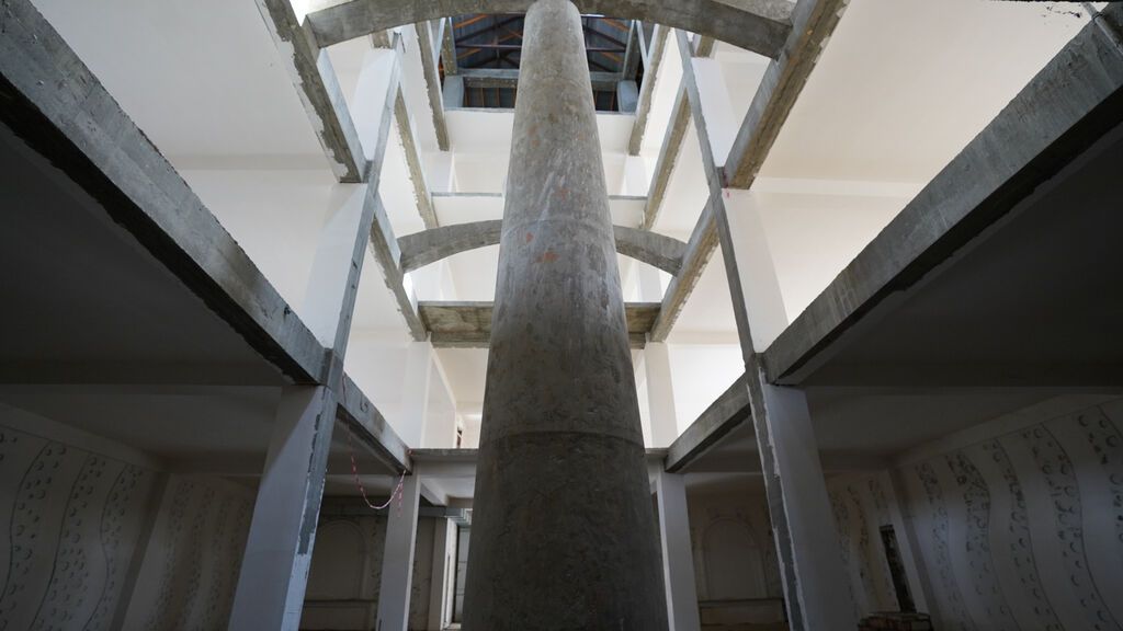 Ticarət Mərkəzi – Mall tipli obyekt - Ümumi sahə: 5 000 kv.m