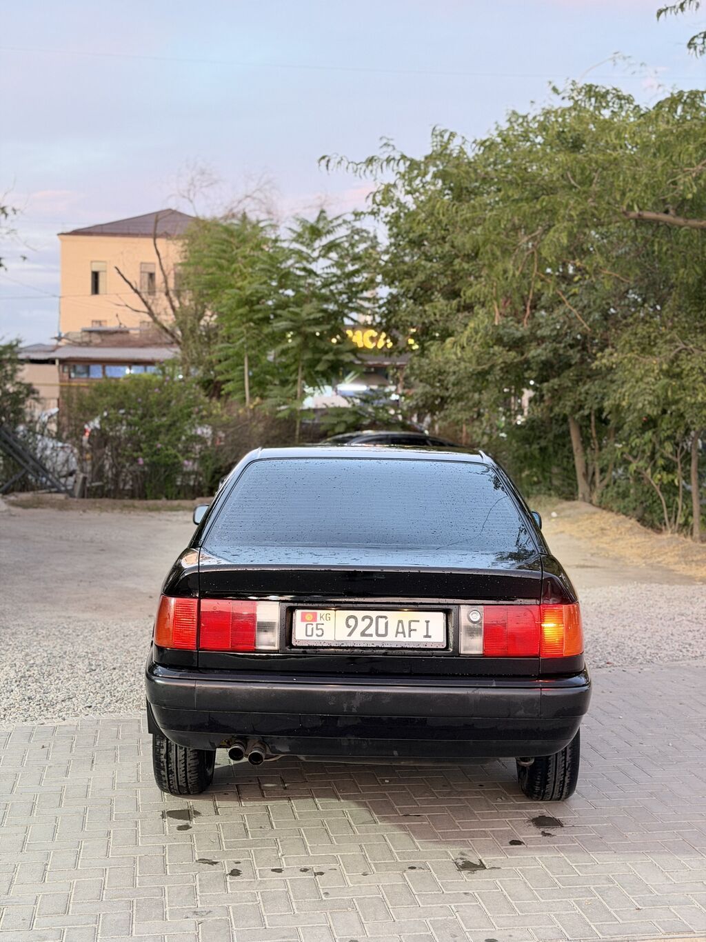 Audi 100: 1993 г., 2.6 л, Механика, Бензин, Седан: фото 4