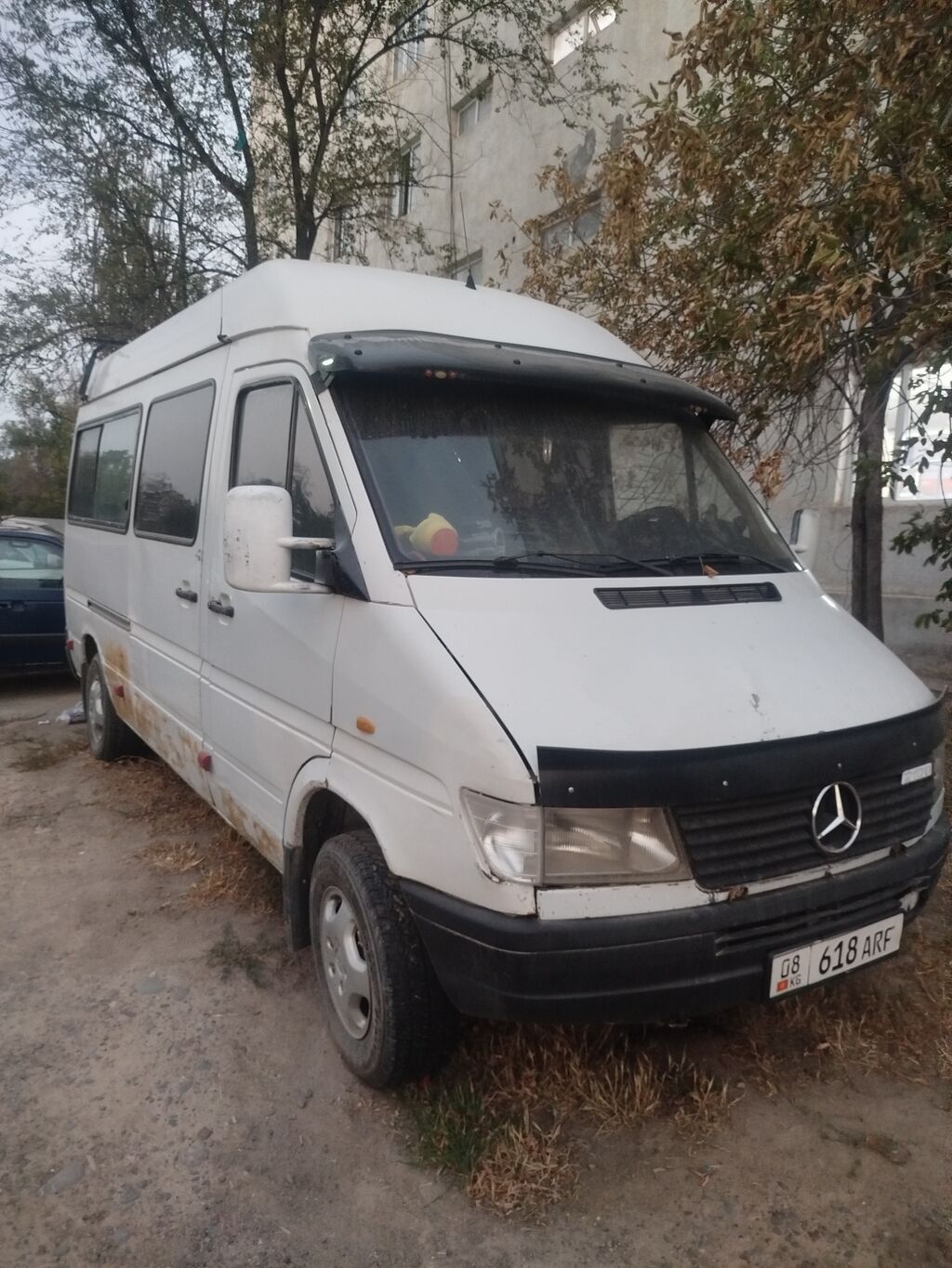 Mercedes-Benz 
