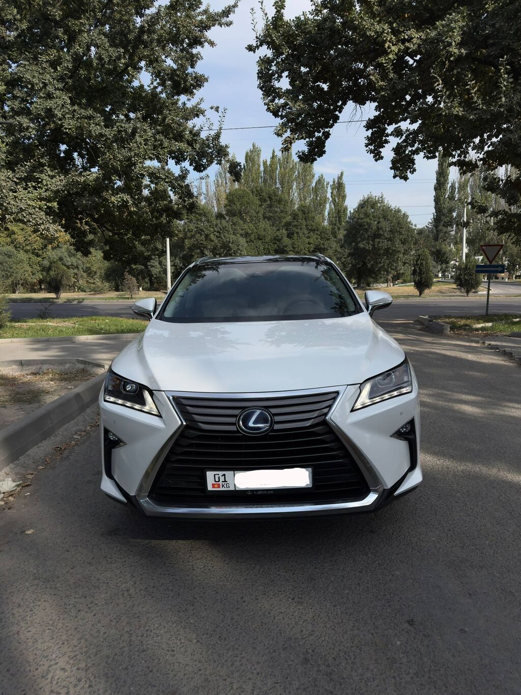 Lexus RX: 2018 г., 3.5 л, Автомат, Гибрид, Кроссовер: фото 2
