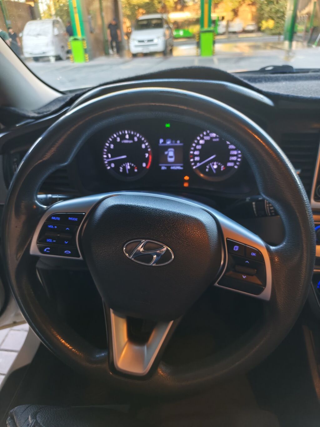 Hyundai Sonata: 2018 г., 2 л, Автомат, Газ, Седан: фото 7