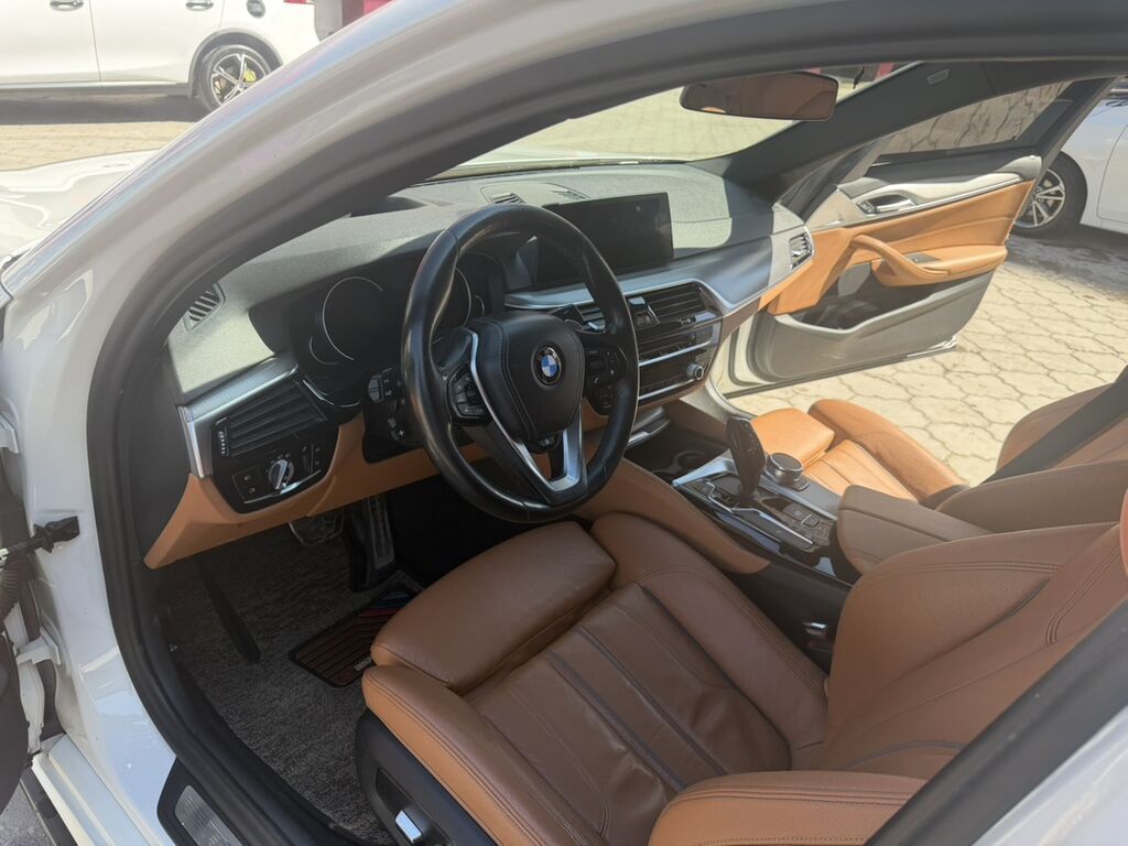 BMW 5 series: 2017 г., 2 л, Автомат, Бензин, Седан: фото 7