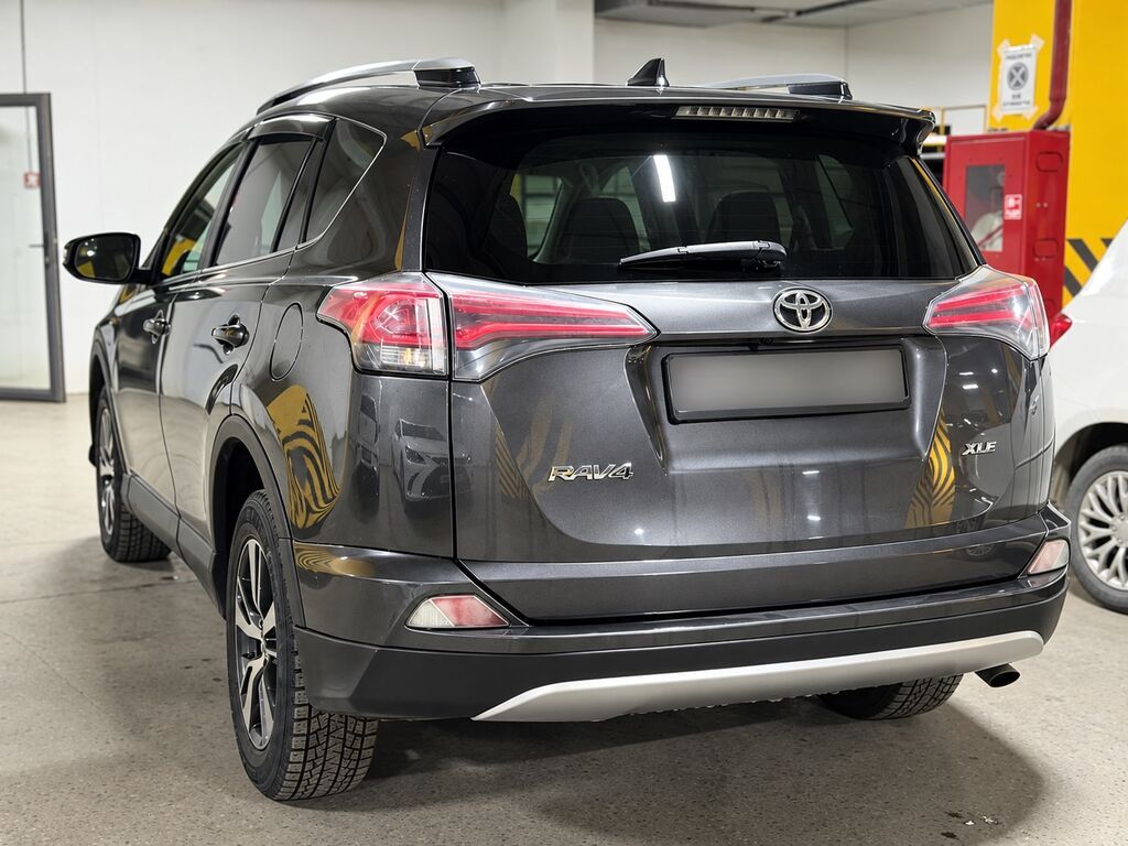 Toyota RAV4: 2016 г., 2.5 л, Автомат, Бензин: фото 5