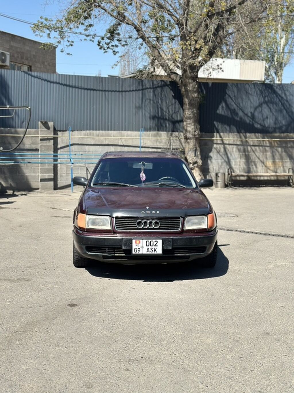 Audi 100: 1992 г., 2 л, Механика, Бензин, Седан: фото 4