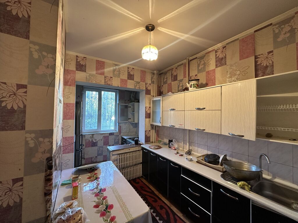 3 комнаты, 74 м², Юг-2 мкр 106 серия, 2 этаж, Старый ремонт: фото 4