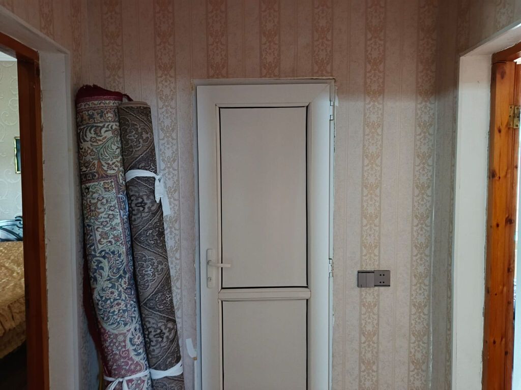 3 otaqlı, 110 kv. m, Orta təmir
