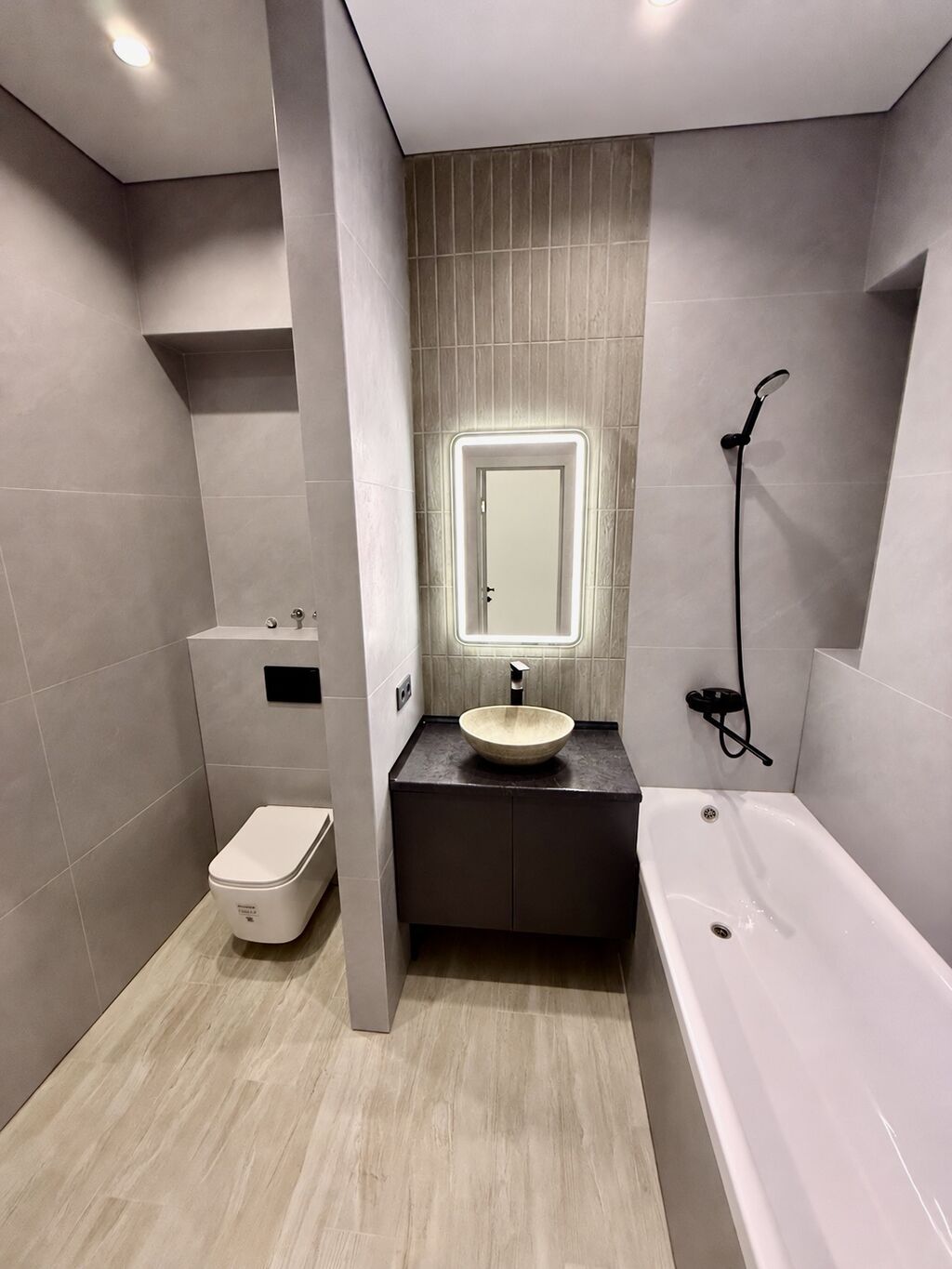 3 комнаты, 88 м², 12 мкр Элитка, 8 этаж, Евроремонт: фото 6
