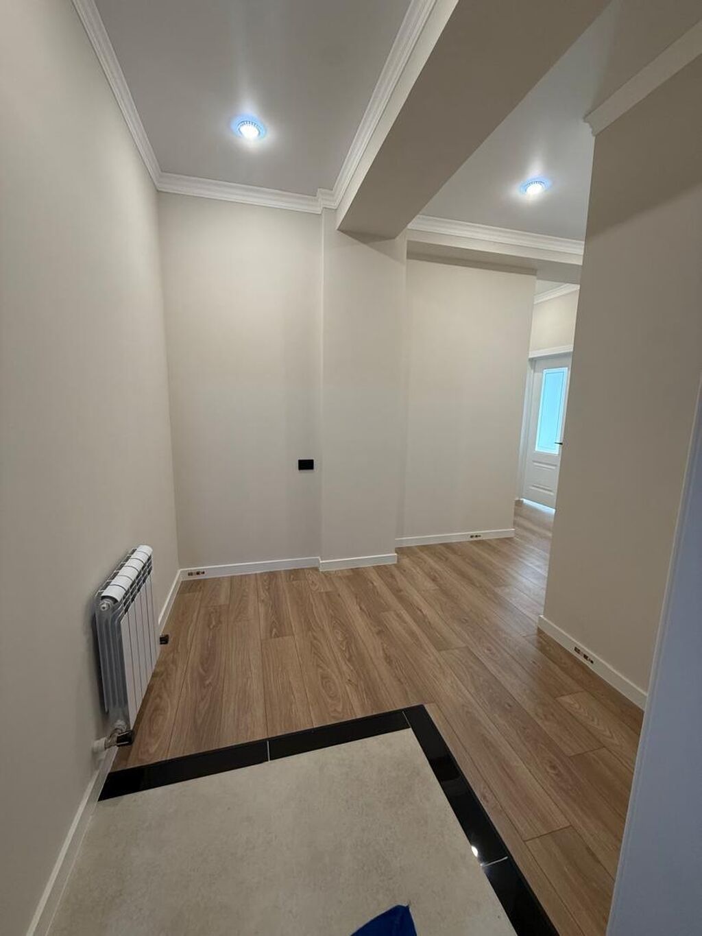 2 комнаты, 63 м², Нижний Джал (Джал-23) Элитка, 3 этаж, Евроремонт: фото 2