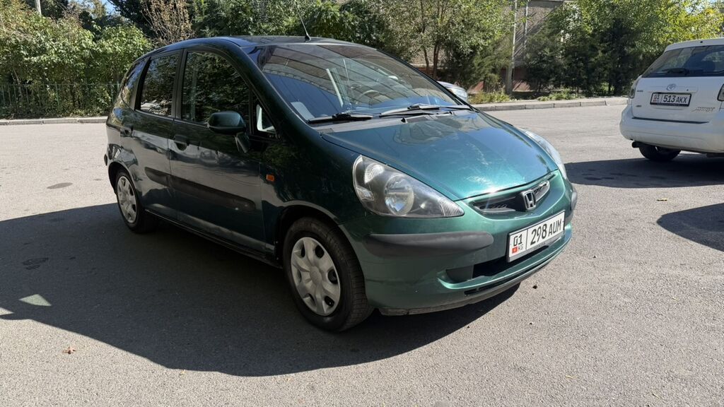 Honda Jazz: 2004 г., 1.4 л, Бензин, Хэтчбэк: фото 2