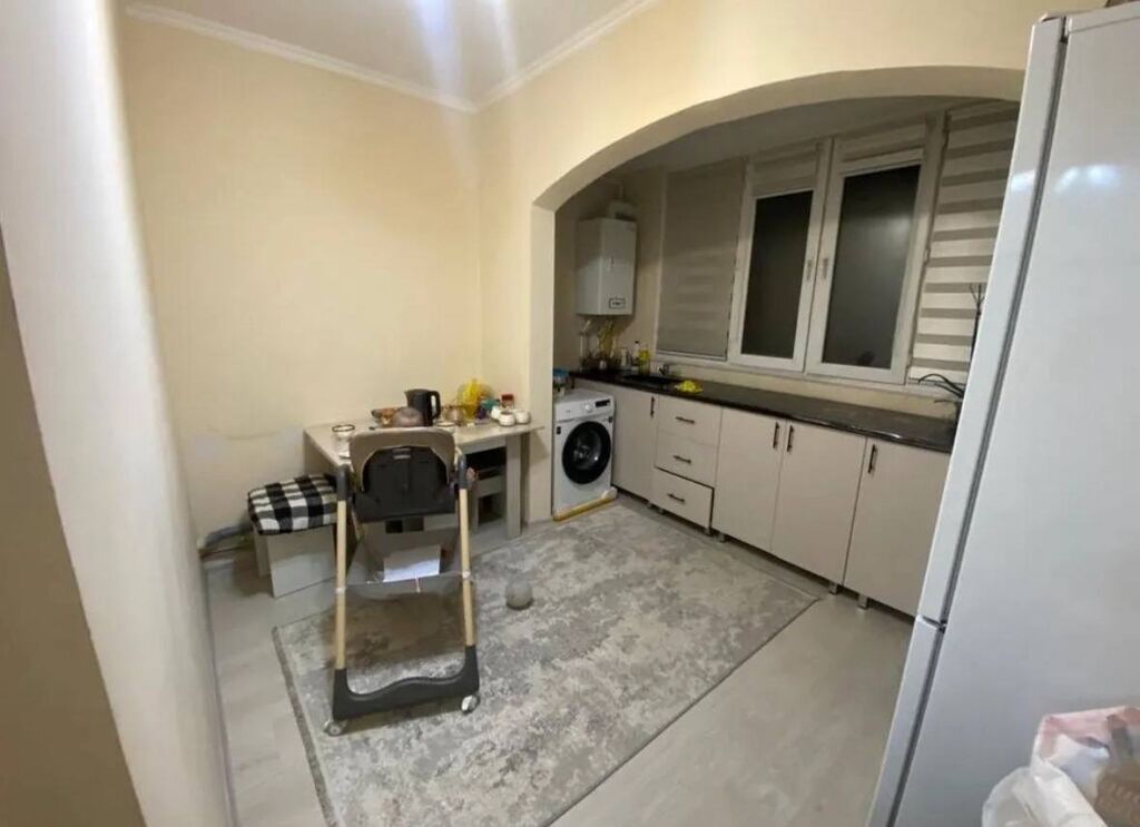 1 комната, 44 м², ул. Калык Акиева 106 серия улучшенная, 3 этаж, Косметический ремонт: фото 3