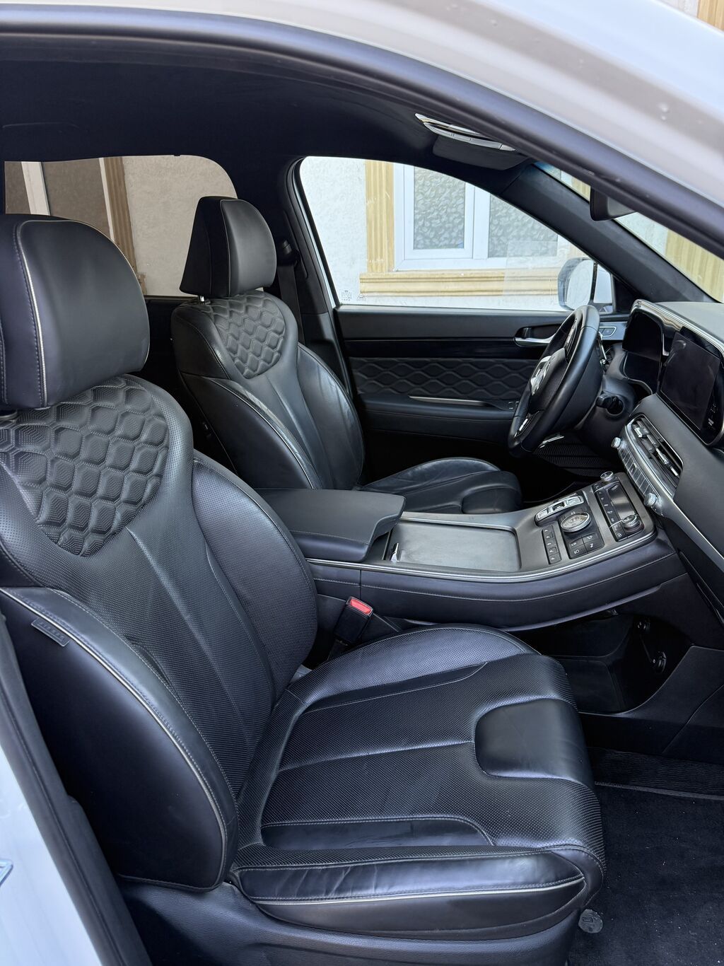 Hyundai Palisade: 2022 г., 3.8 л, Автомат, Бензин, Кроссовер: фото 3
