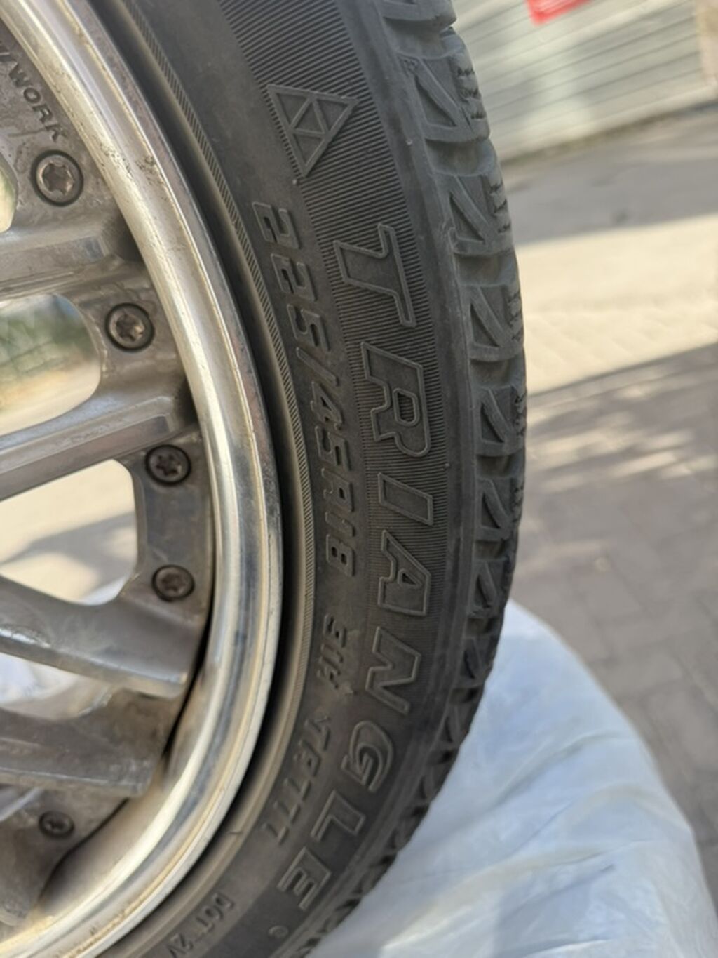 Колеса в сборе 225 / 45 / R 18, Зима, Б/у, Комплект, Легковые, Литые, отверстий - 5: фото 2
