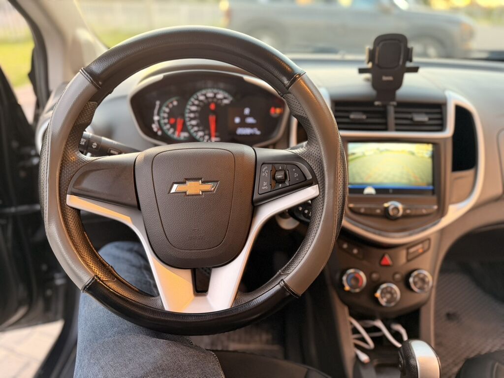 Chevrolet Соник: 2019 г., 1.6 л, Автомат, Бензин, Седан: фото 7
