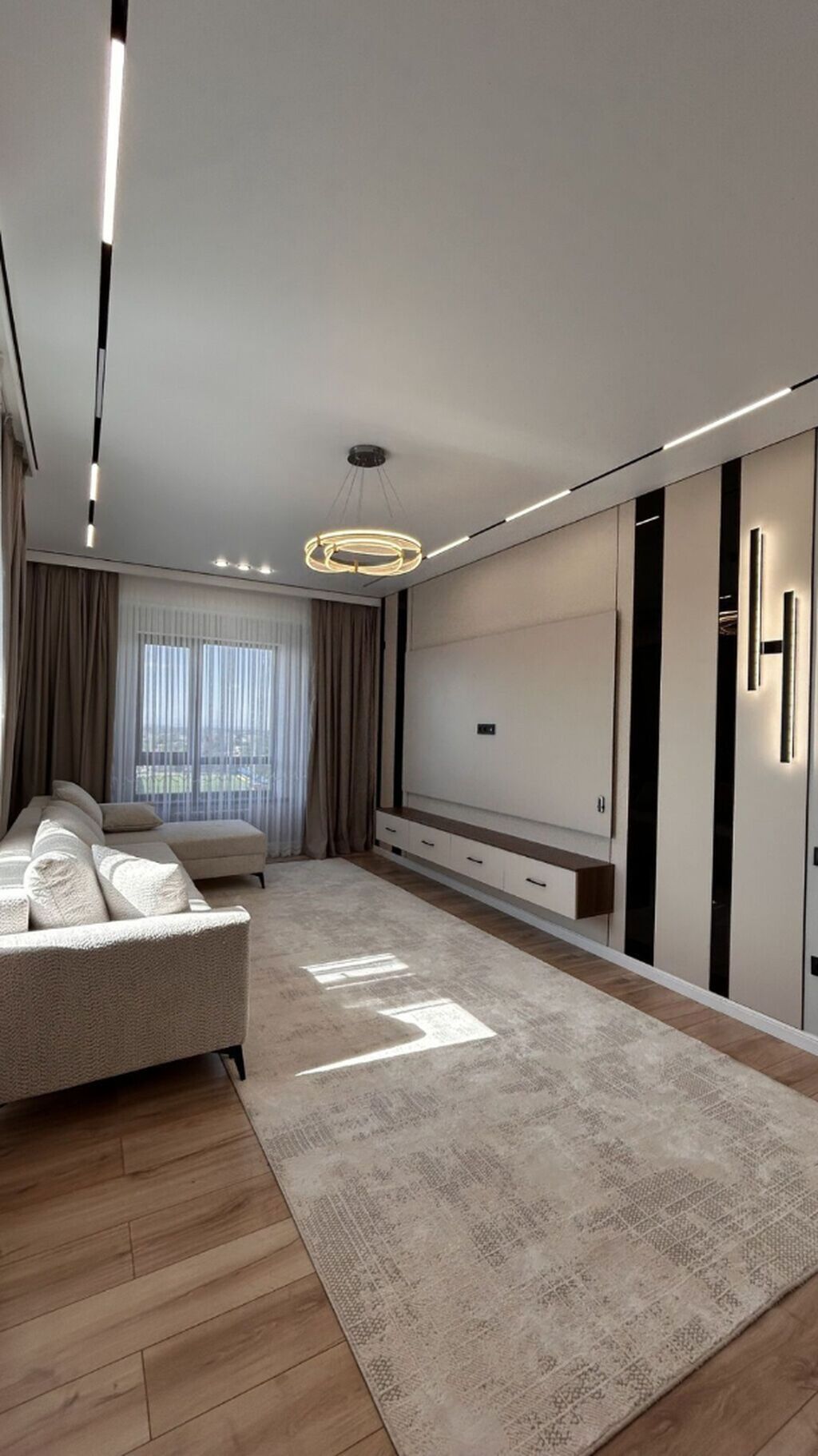 2 комнаты, 77 м², Гоин Элитка, 11 этаж, Дизайнерский ремонт: фото 2