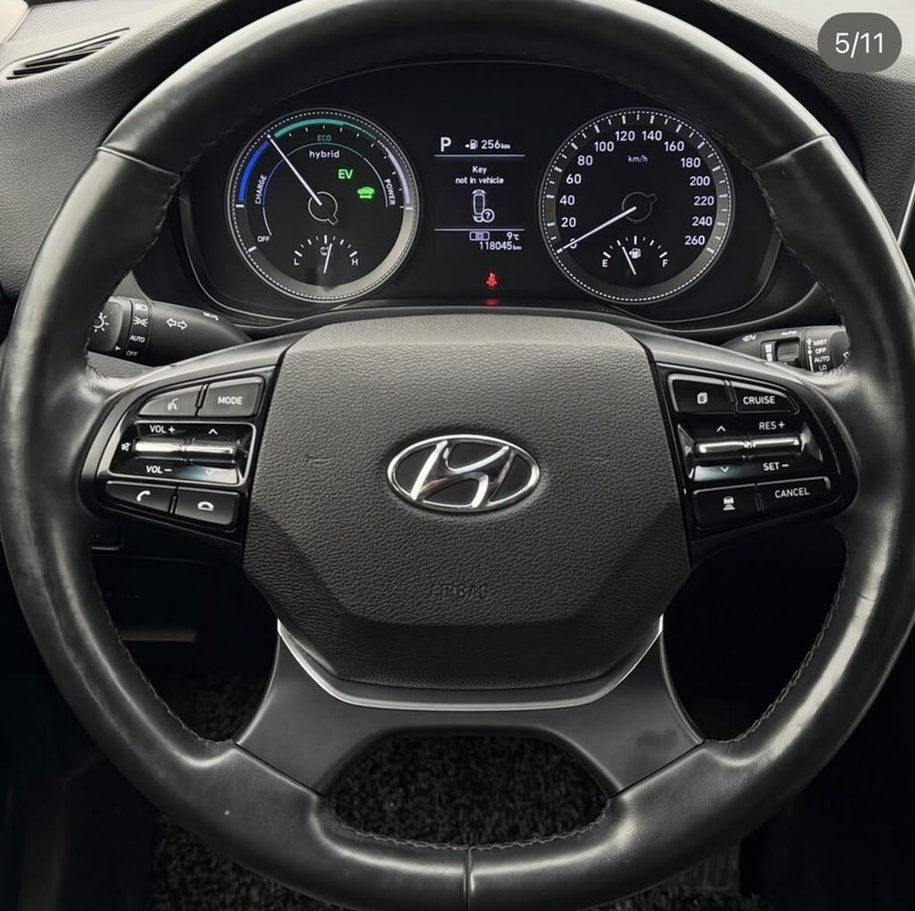 Hyundai Grandeur: 2019 г., 2.4 л, Автомат, Гибрид, Седан: фото 5