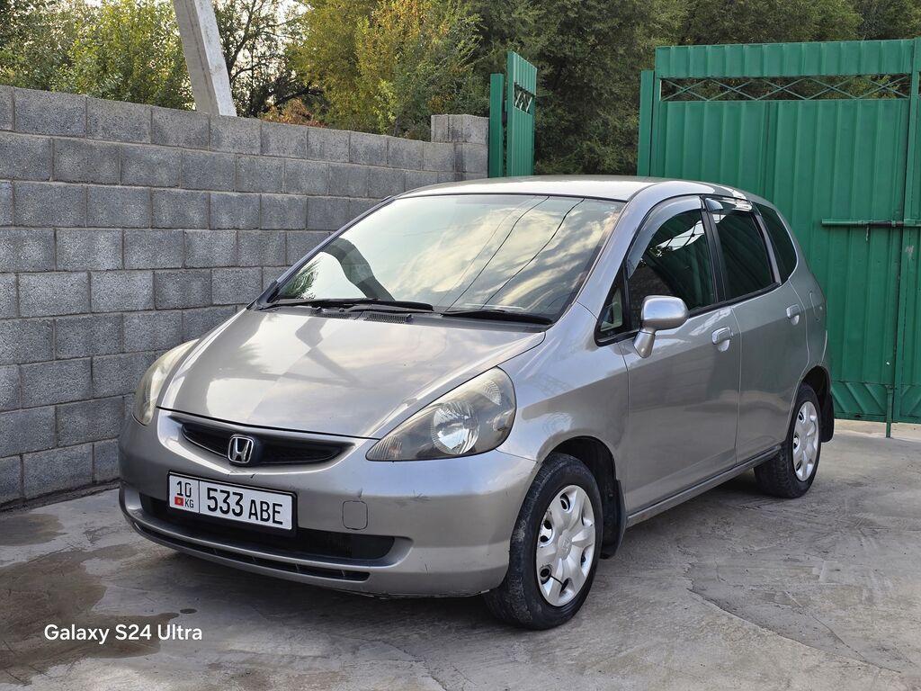 Honda Fit: 2004 г., Автомат, Бензин, Хэтчбэк: фото 6
