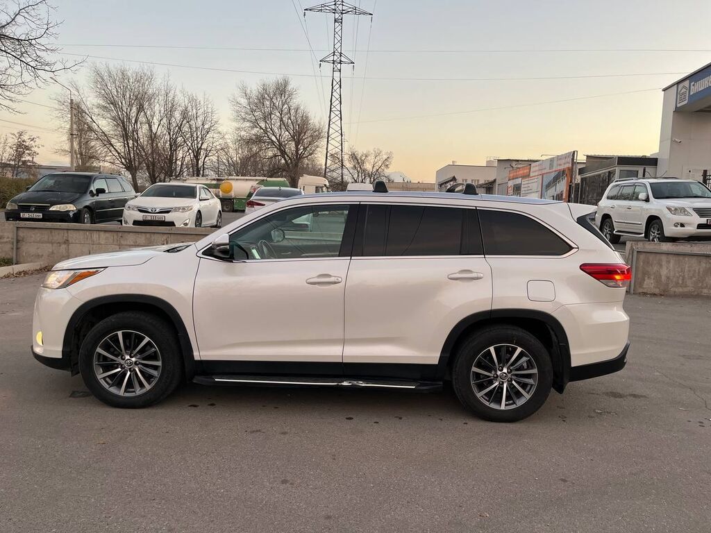 Toyota Highlander: 2019 г., 3.5 л, Автомат, Бензин, Кроссовер: фото 8