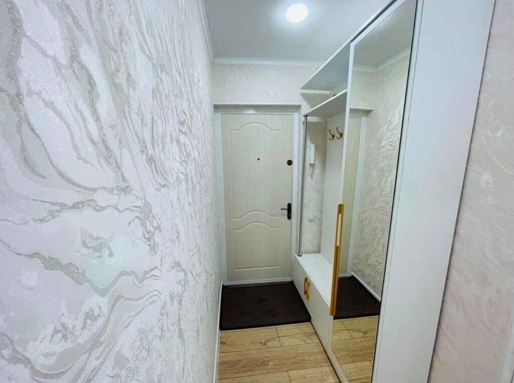 3 комнаты, 64 м², 7 мкр 104 серия, 4 этаж, Дизайнерский ремонт: фото 4