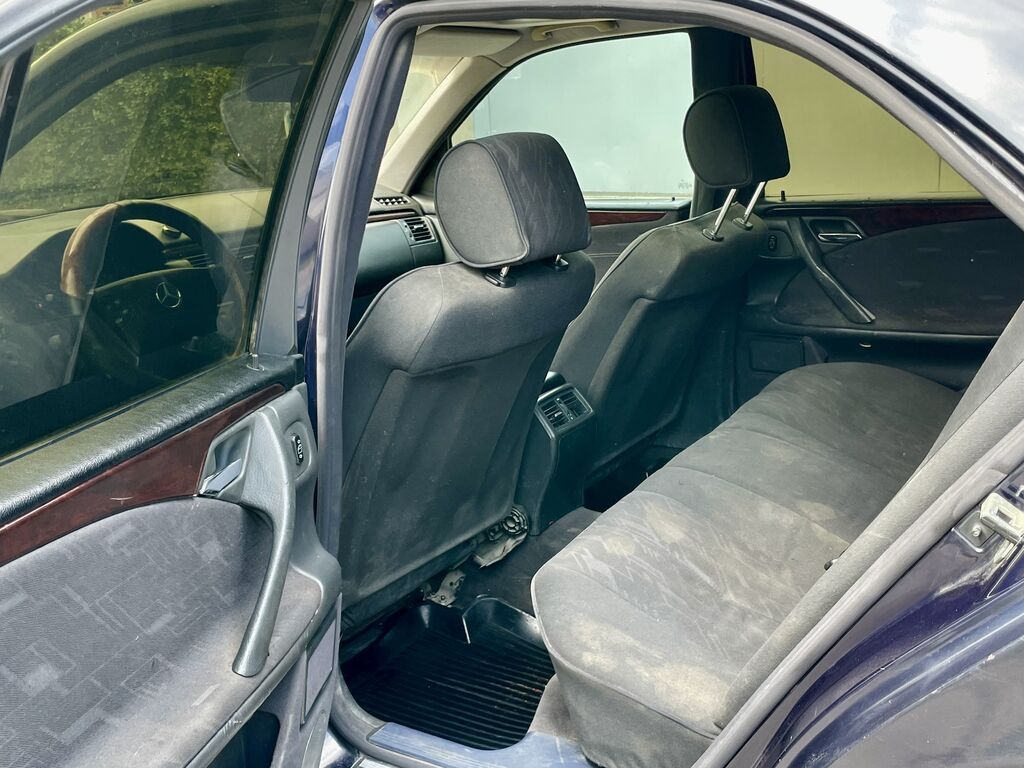 Mercedes-Benz E-Class: 2001 г., 2 л, Типтроник, Бензин, Седан: фото 8