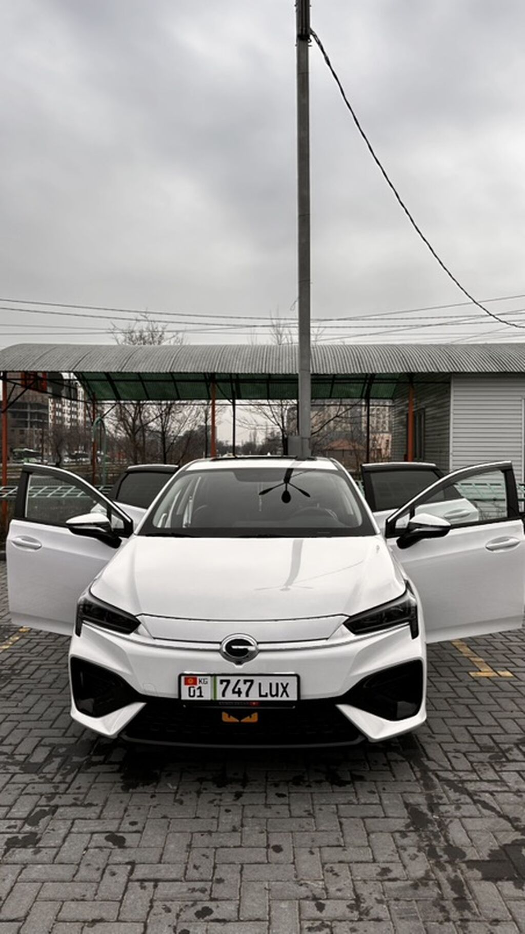 GAC Aion S Plus, белый седан 2021/7 месяца. Машина идеальном: фото 2