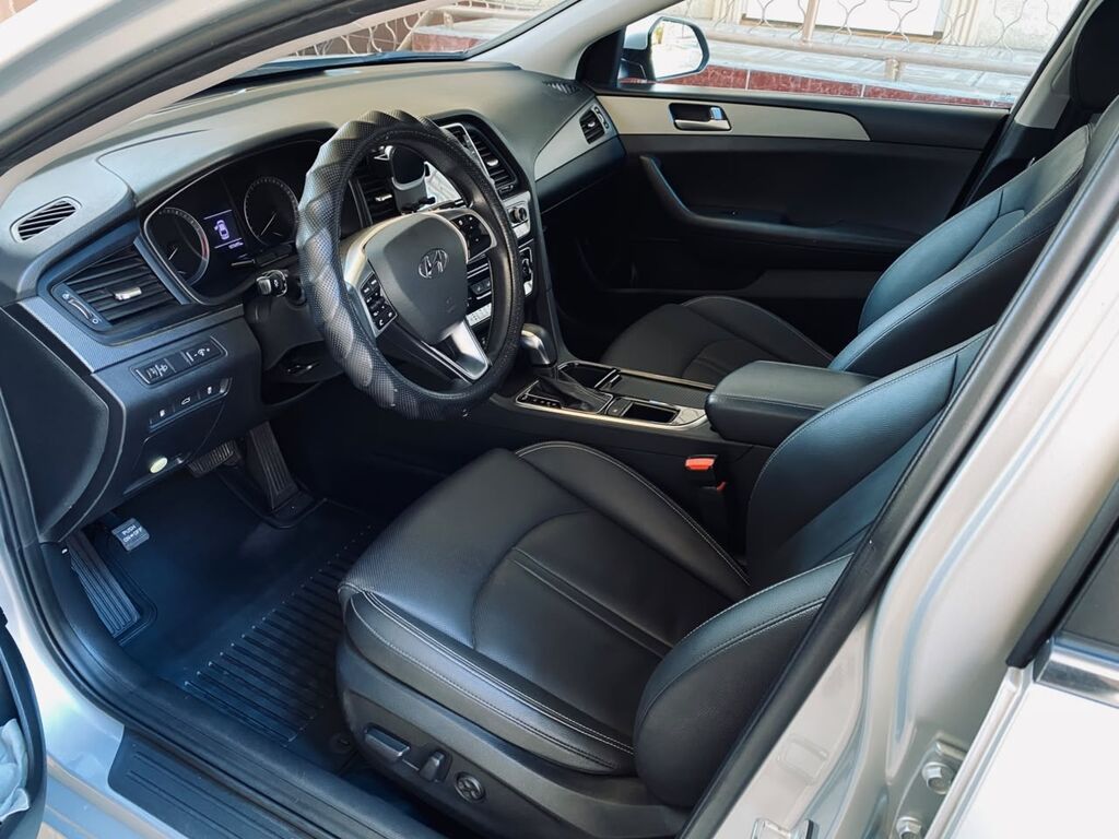 Hyundai Sonata: 2019 г., 2 л, Автомат, Газ, Седан: фото 6
