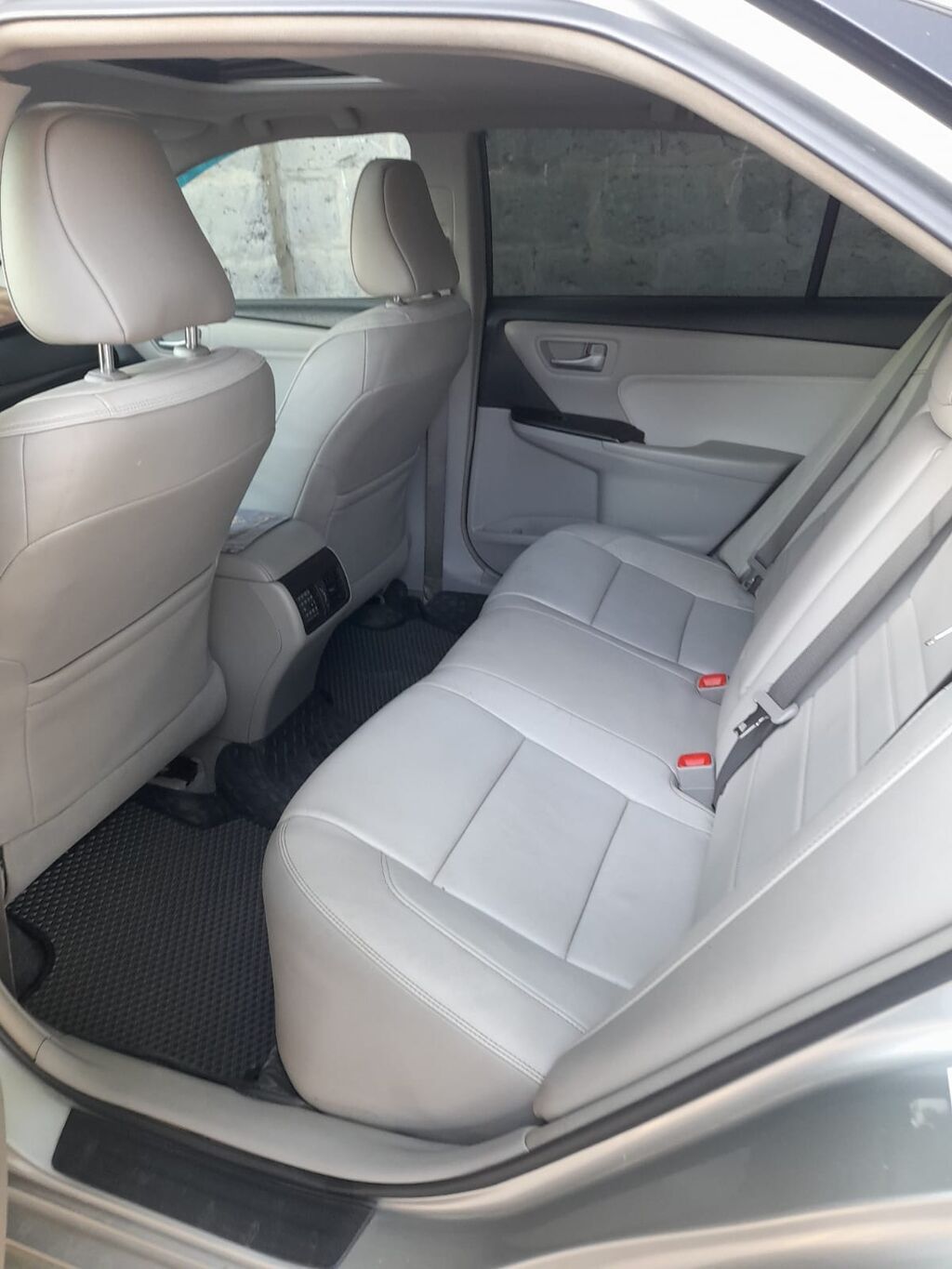 Toyota Camry: 2016 г., 2.5 л, Автомат, Бензин, Седан: фото 5