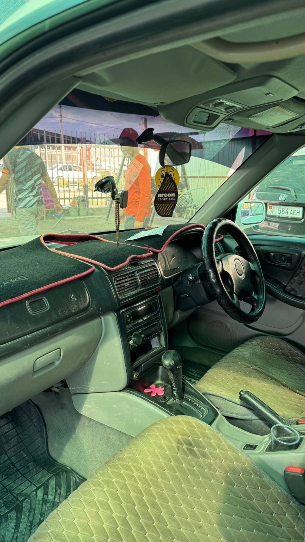 Subaru Forester: 1998 г., 2 л, Вариатор, Бензин, Универсал: фото 8