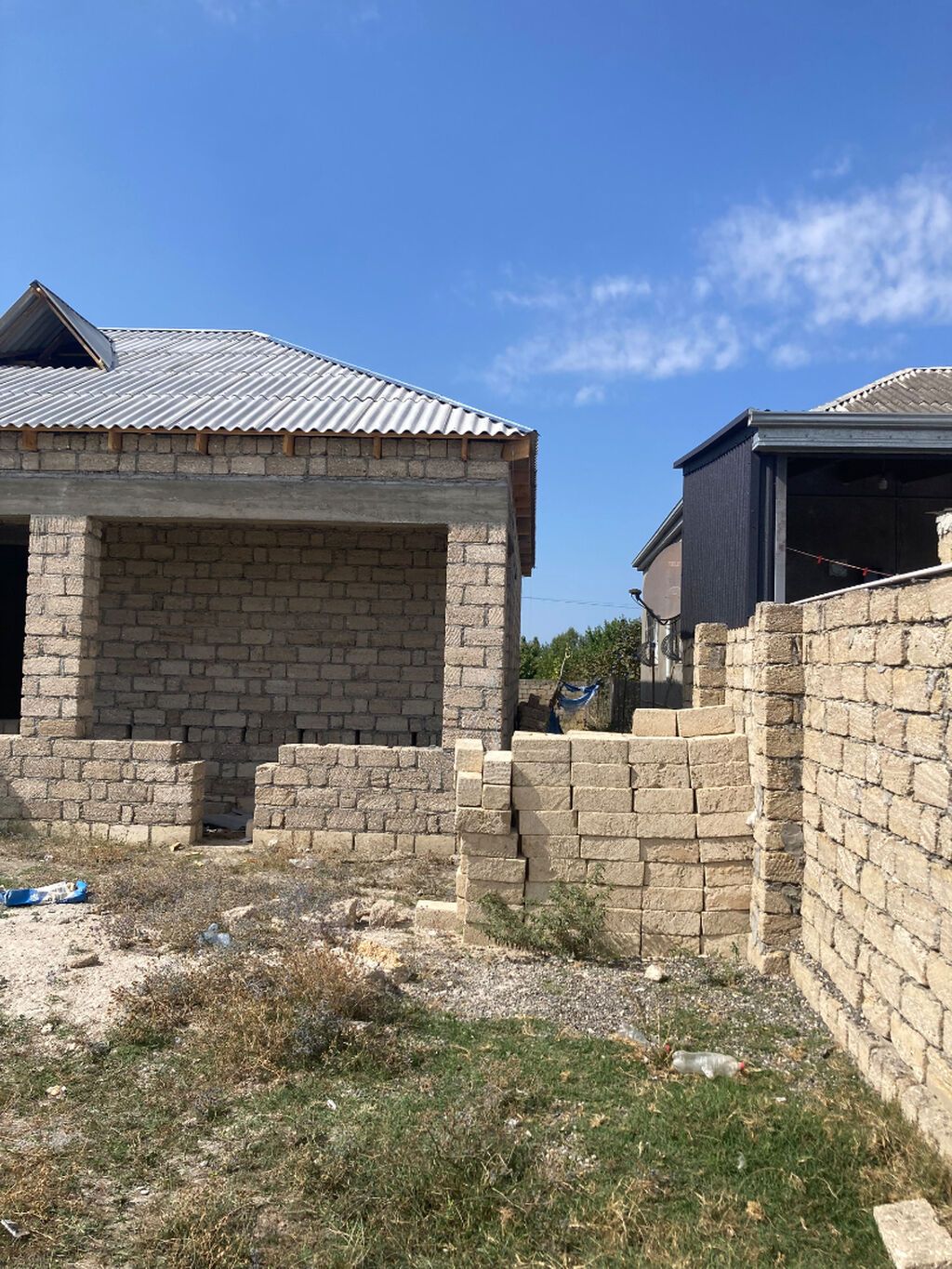 4 otaqlı, 99 kv. m, Kredit yoxdur, Təmirsiz