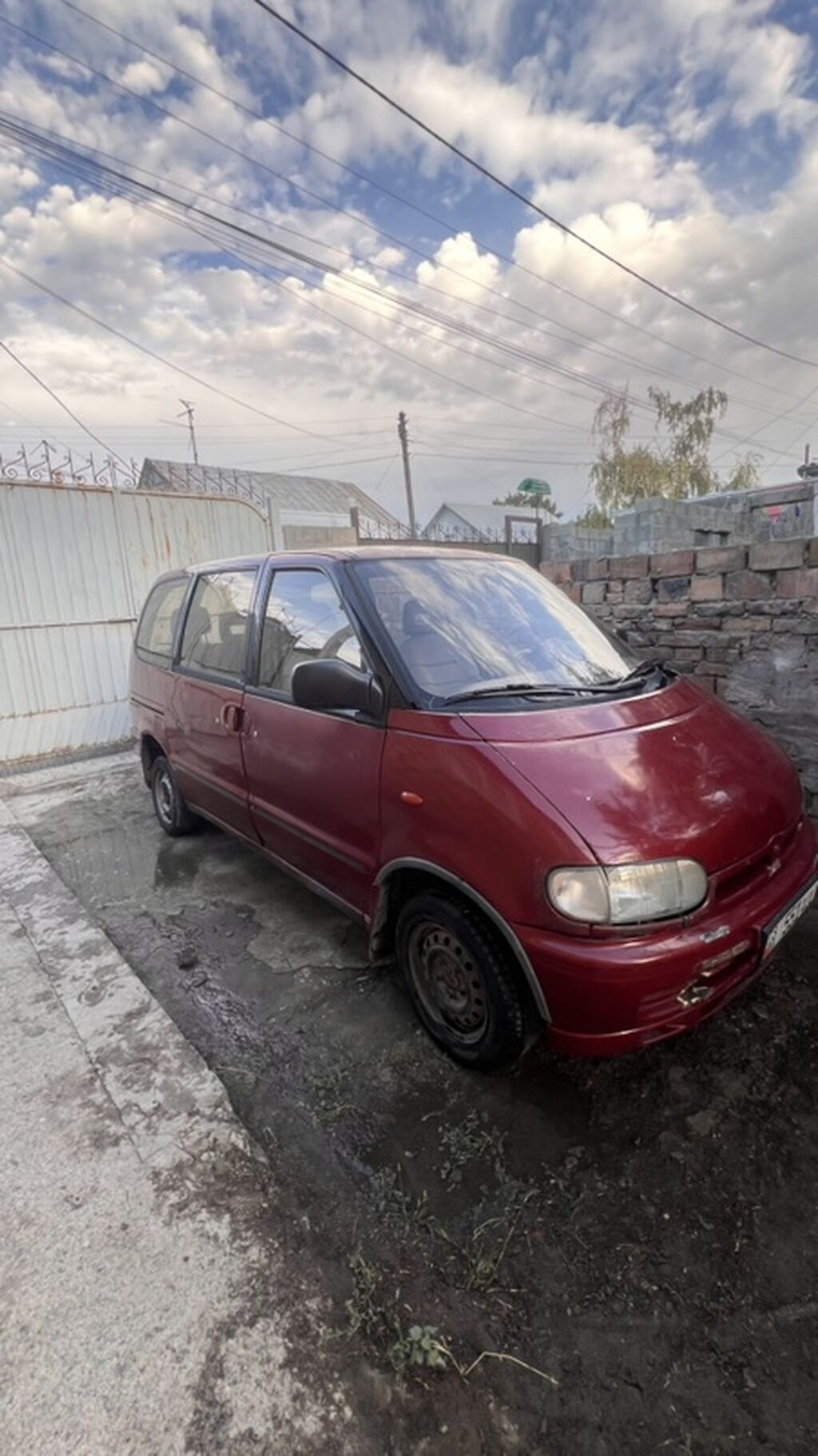 Nissan Serena: 1994 г., 2 л, Механика, Бензин, Минивэн: фото 2
