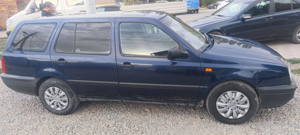 Volkswagen Golf Variant: 1994 г., Механика, Бензин, Универсал: фото 2