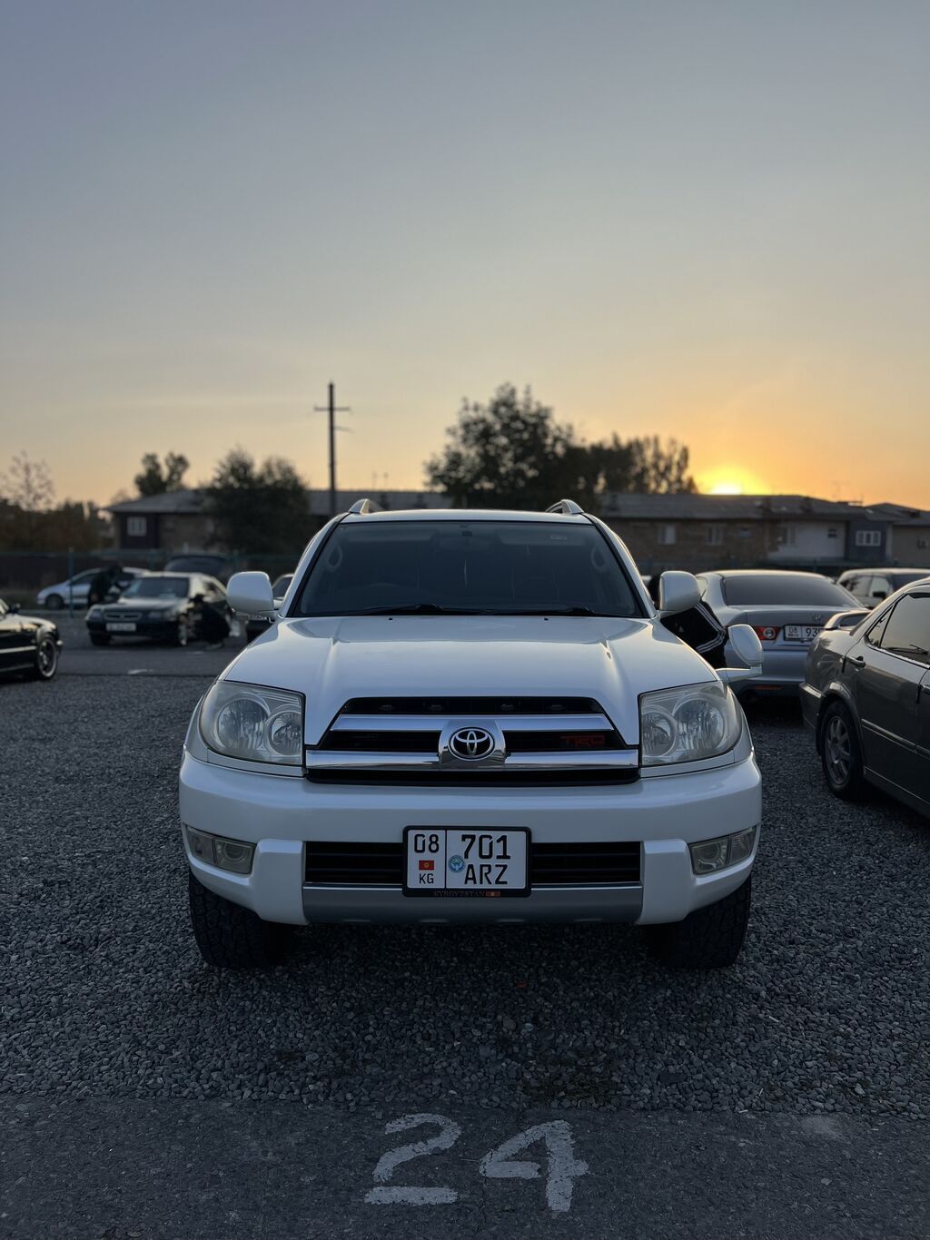 Toyota Hilux Surf: 2004 г., 2.7 л, Автомат, Бензин, Внедорожник: фото 4