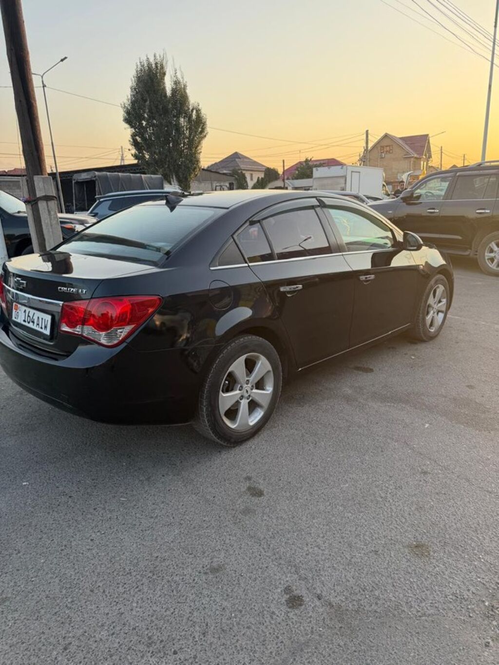 Chevrolet Cruze: 2010 г., 1.8 л, Автомат, Бензин, Седан: фото 4