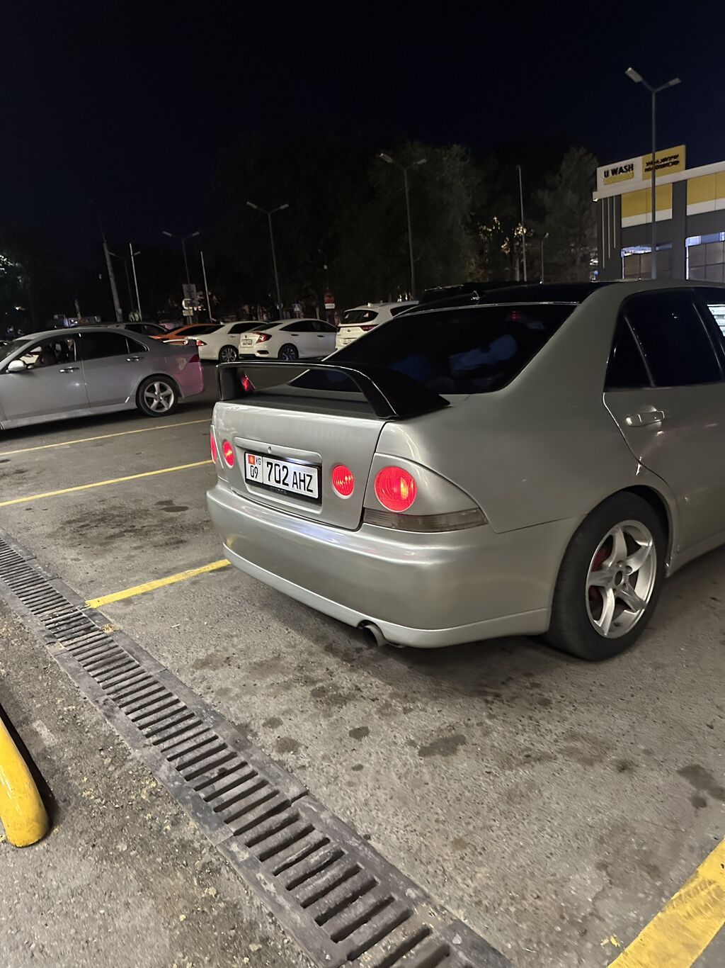 Toyota Altezza: 1999 г., 2 л, Автомат, Бензин, Седан: фото 5