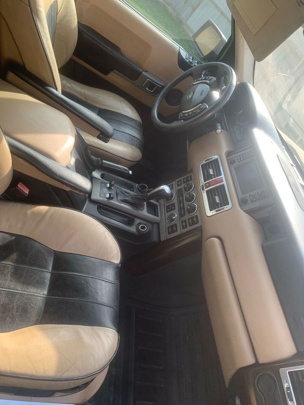Land Rover Range Rover: 2004 г., 4.4 л, Автомат, Бензин, Внедорожник: фото 6